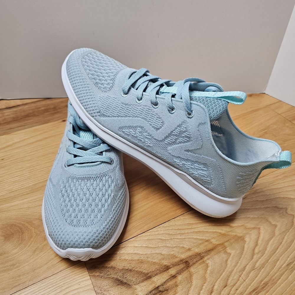 Propet Women's Travelbound Spright Baby Blue Sneakers Size 9 Orthodic Arch Walk
